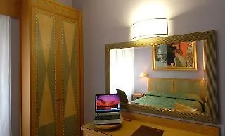 Hotel Touring Pisa 3*,
