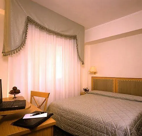 ***  Hotel Touring Pisa Olaszország